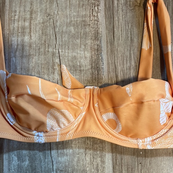 Carolina K Carmel bikini top - Picture 8 of 16